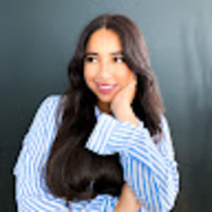 Meet your Posher, Yousra